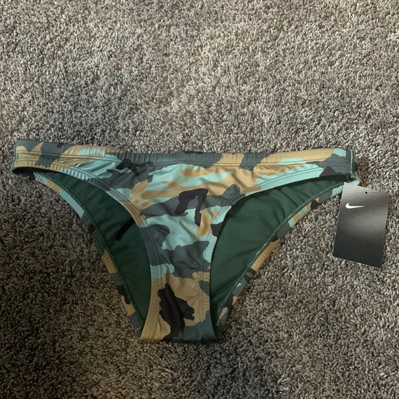 Nike Other - Women’s Nike Camo Bikini Bottoms